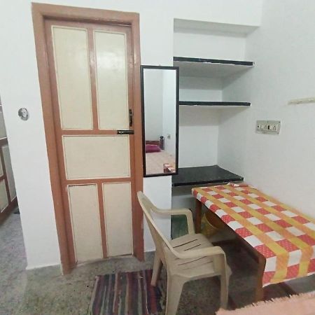 Sri Shankaraa Guest House Тіруваннамалай Екстер'єр фото